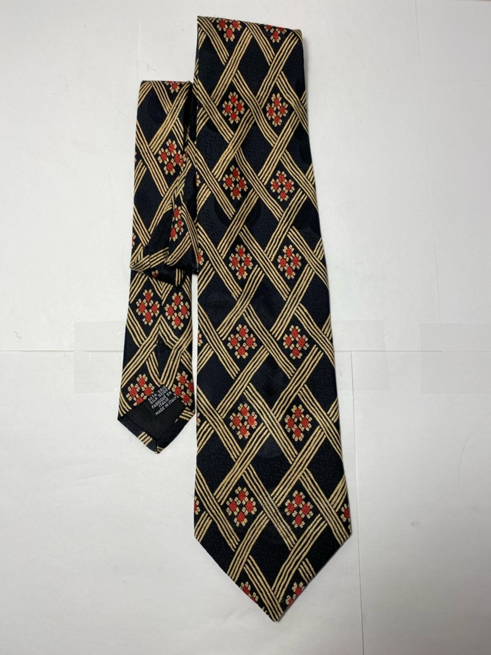 HUGO BOSS Silk Tie Made In Italy Geometric Diamond Pattern Black Gold Red